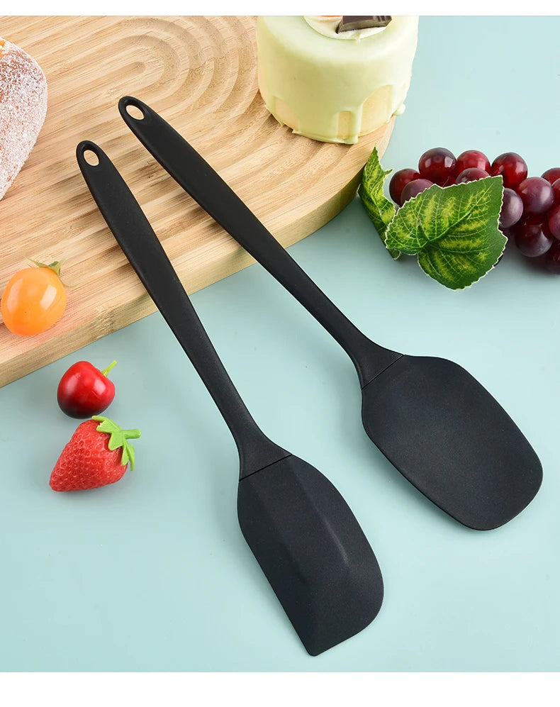 6-Piece Silicone Baking Utensil Set – Spatulas, Scraper & Brush