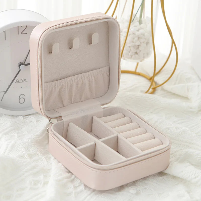Single-Layer Leather Jewelry Box – Travel Storage