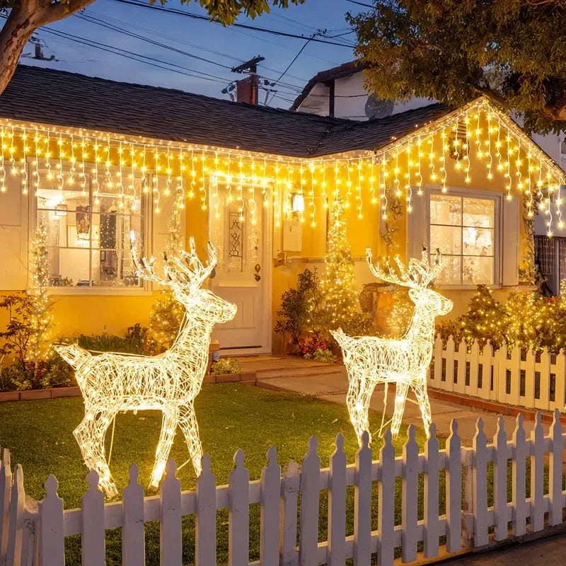 Solar Christmas Icicle Lights – 162 LED, 8 Modes