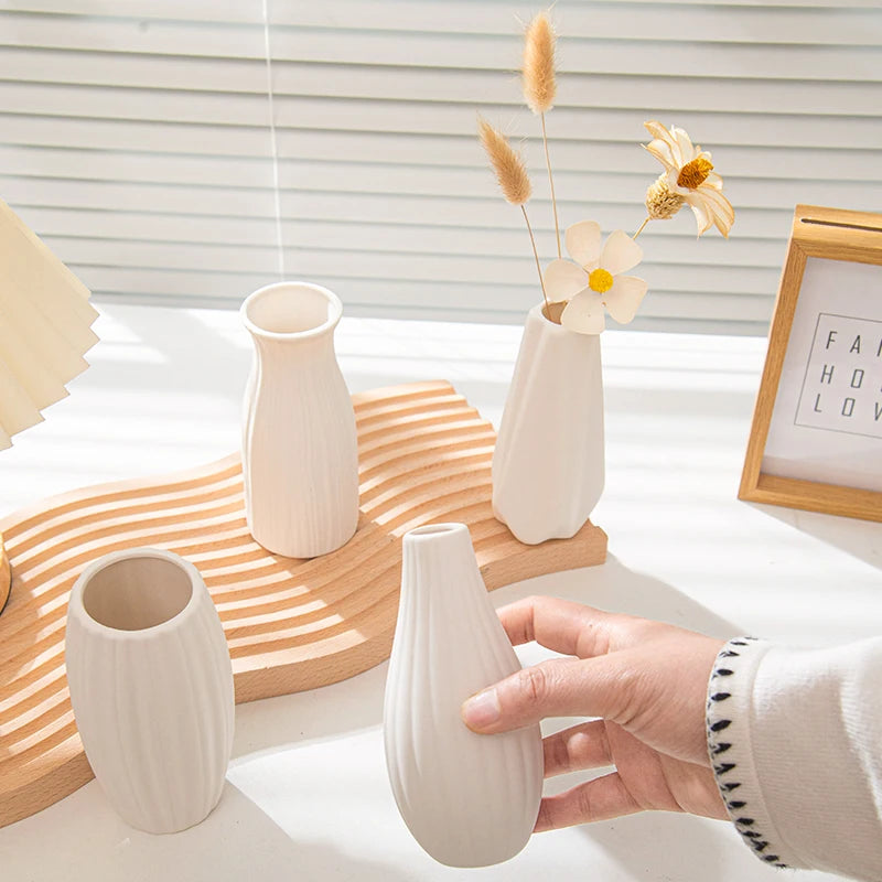 Nordic White Ceramic Vase